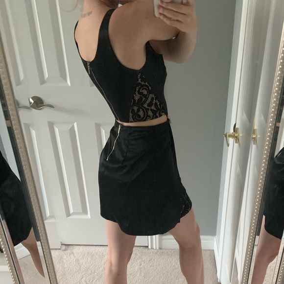 Bebe Short Cocktail Dress - Black & Lace - Picture 10 of 10